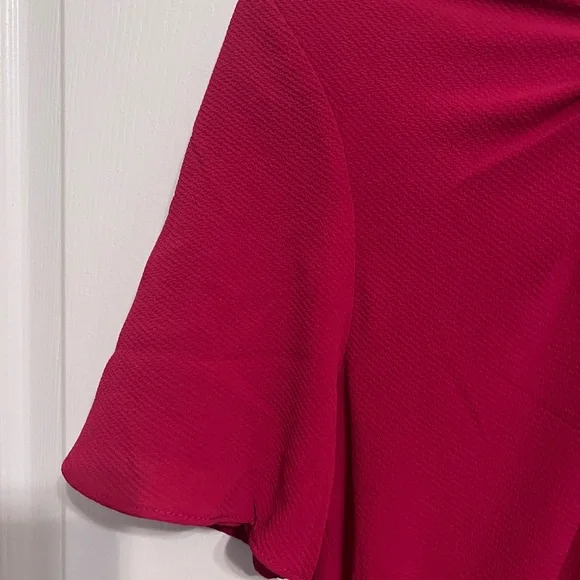 Ivy Blu Flutter Short Sleeve Twist Neck Jumpsuit. Size 10 - Picture 4 of 12